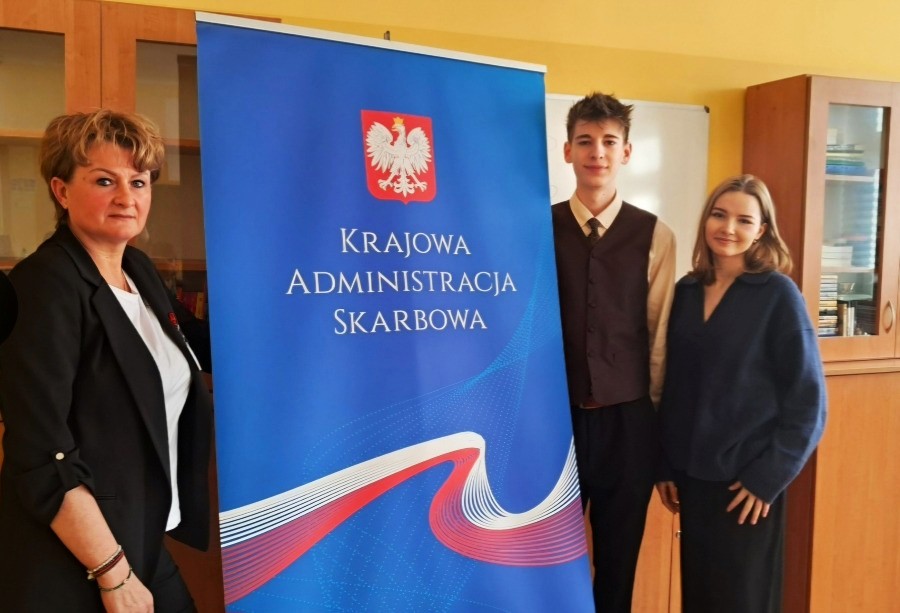 Projekt "Zwolnieni z teorii"